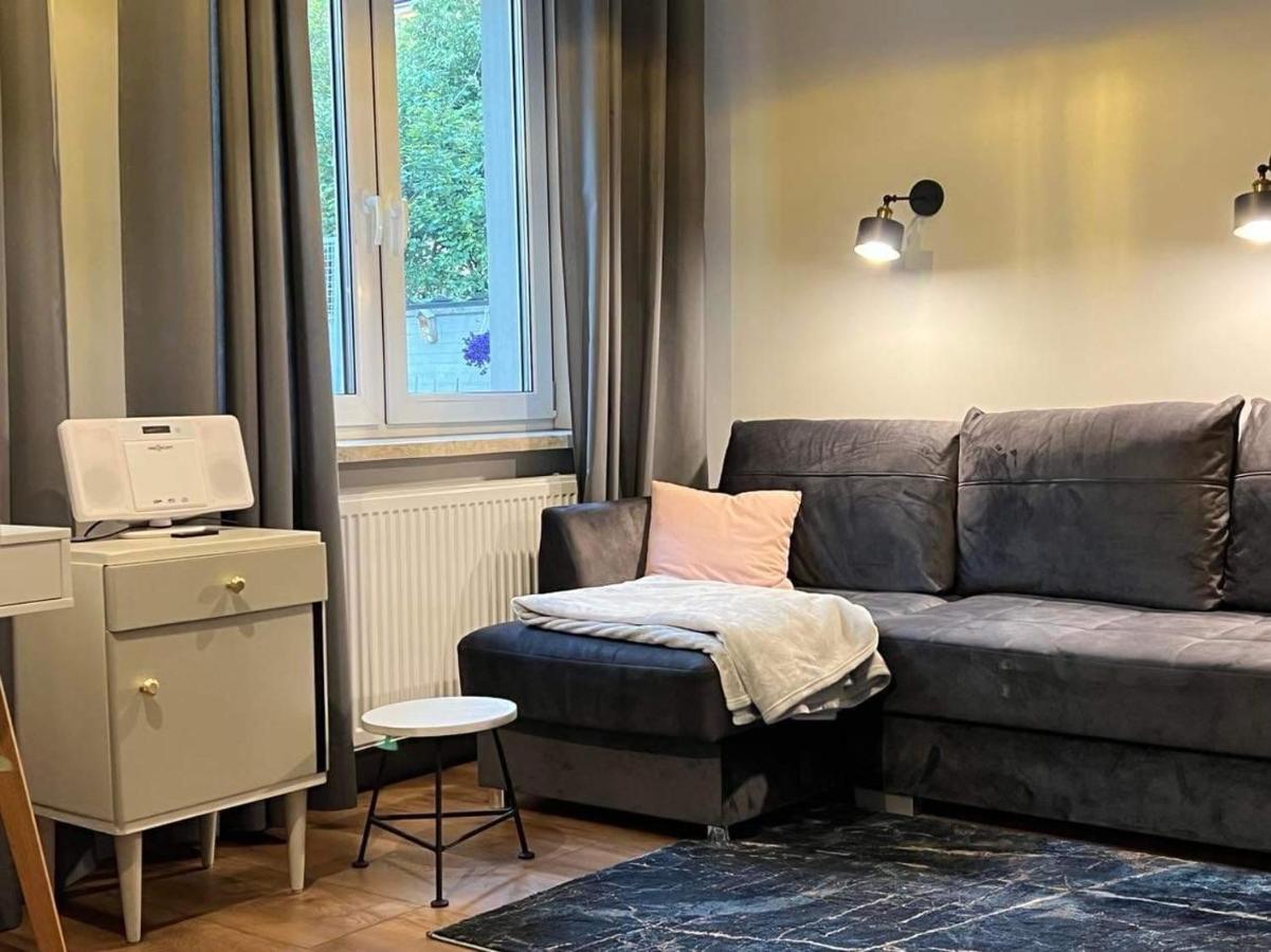 “apartcalm - Like At Home” - Close To Subway Apartament