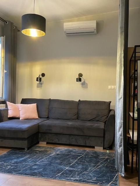 “apartcalm - Like At Home” - Close To Subway Apartament Warszawa