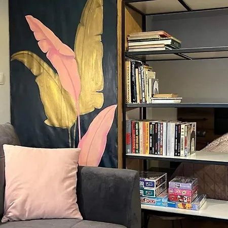 “Apartcalm - Like At Home” - Close To Subway Warszawa Zewnętrze zdjęcie